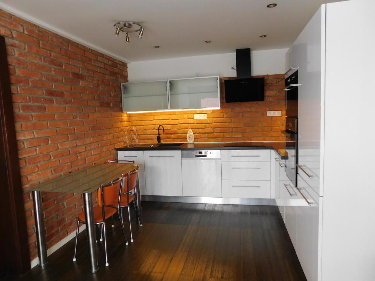 Apartmanovy Penzion ボイニツェ エクステリア 写真